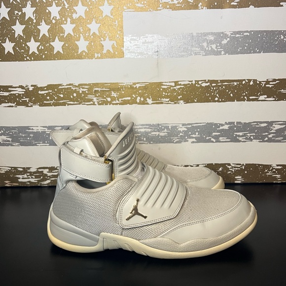 Jordan Generation 23 “Light Bone” - Picture 2 of 7